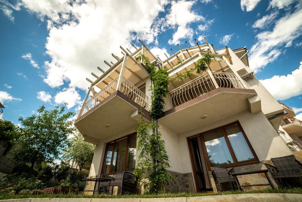 The Poolhouse Appartement Sunny Beach Buitenkant foto
