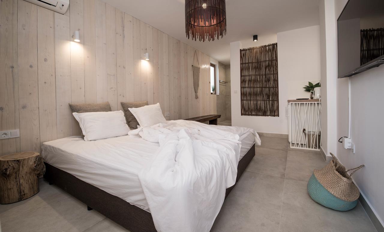 The Poolhouse Appartement Sunny Beach Buitenkant foto